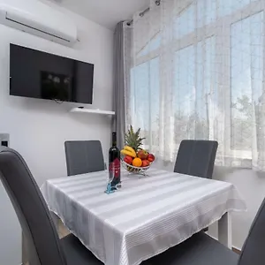  Apartament Niksi
